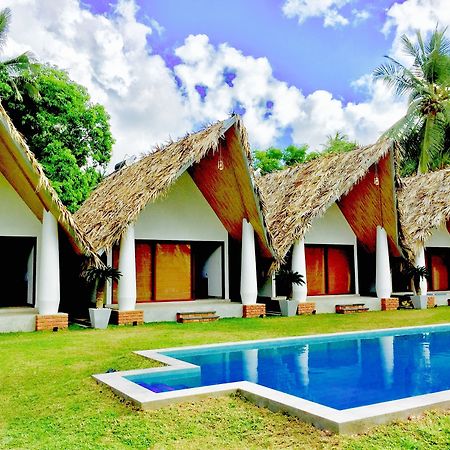 Airport Resort Katunayake Exterior photo