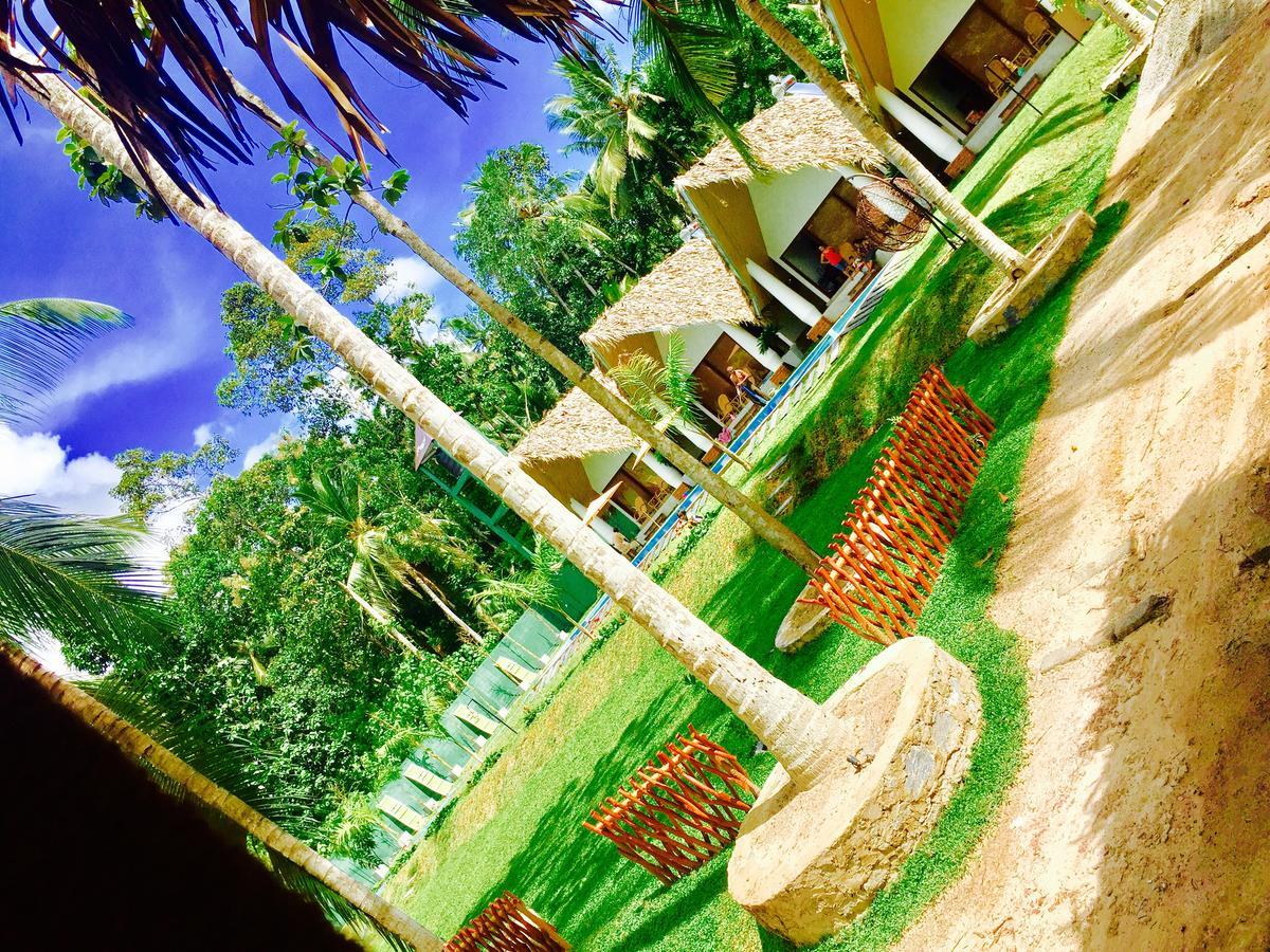 Airport Resort Katunayake Exterior photo