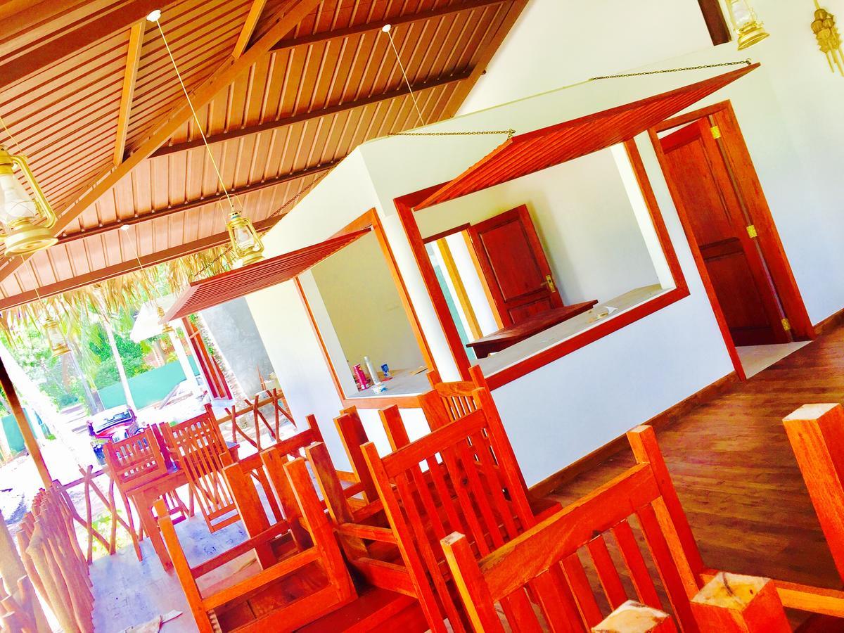 Airport Resort Katunayake Exterior photo