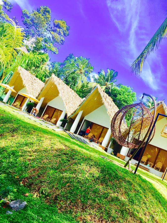 Airport Resort Katunayake Exterior photo