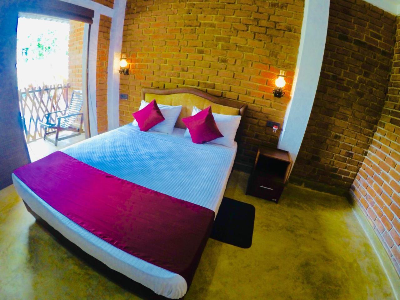 Airport Resort Katunayake Exterior photo